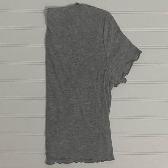 Wild fable top! - Picture 2 of 2